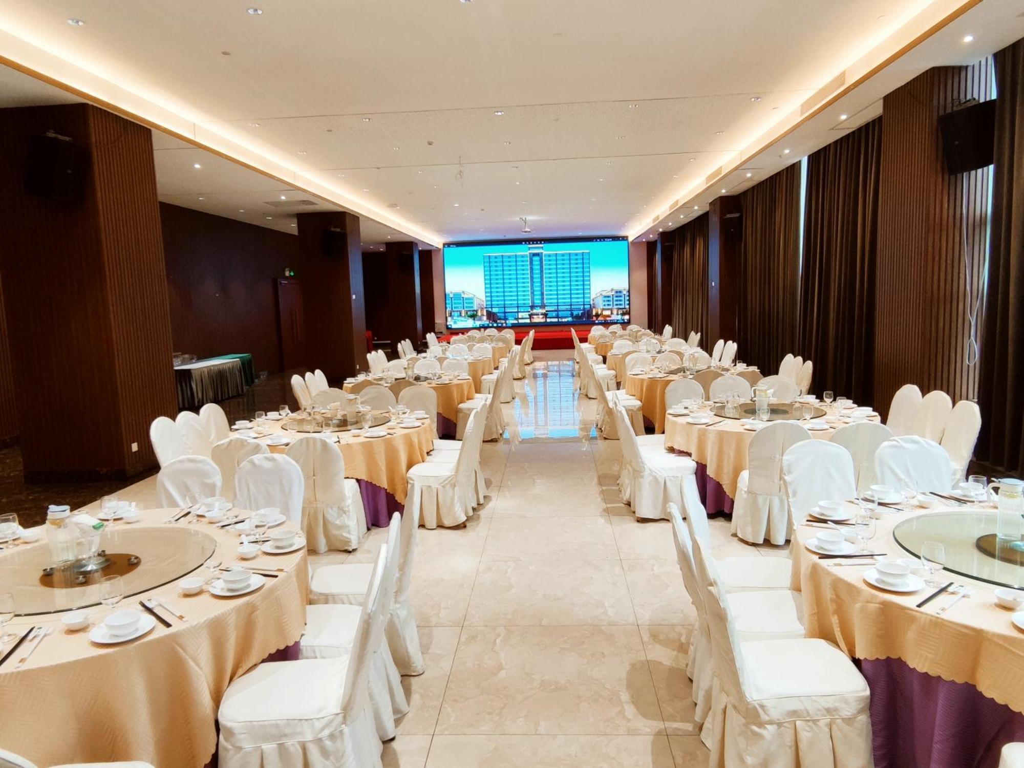 Phoenix Hill Hotel Dongguan - Golf Course Shop Екстериор снимка
